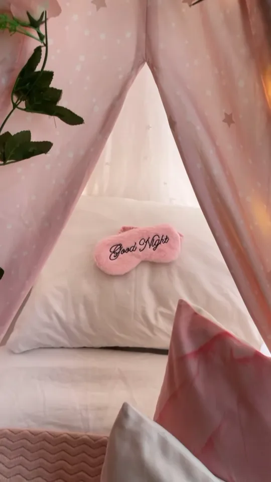 Girlpower tipi met slaapmasker en glitterkussens